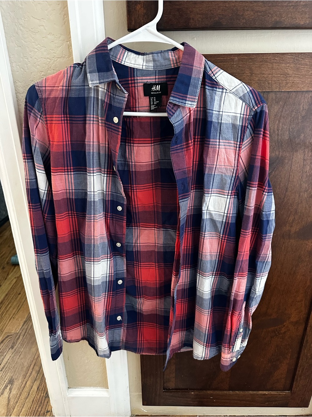 H&M Men's Pink, Navy & White Plaid Button-Down Shirt